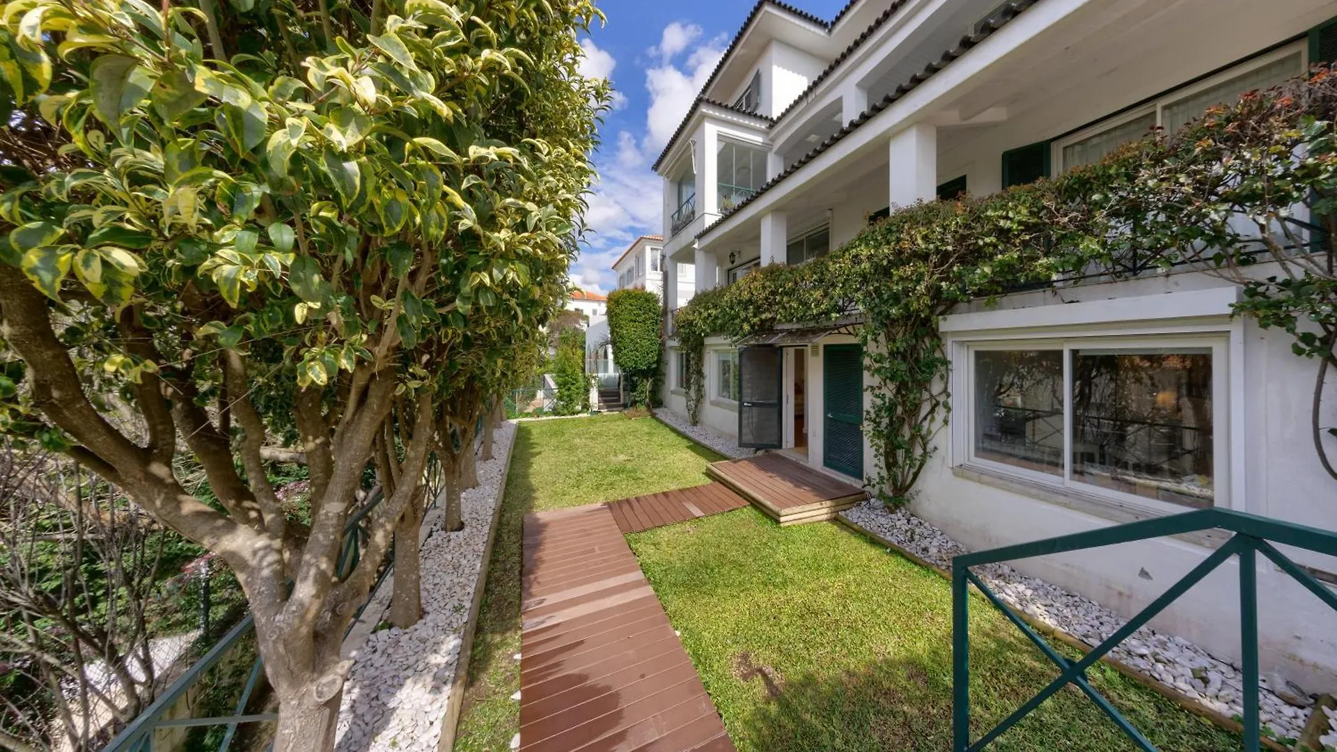 Mbird Estoril Riviera Flat 1 Apartment Portugal