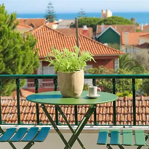 Apartment Your Place In, Estoril